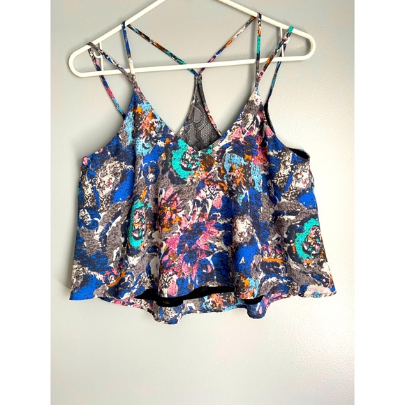 ASTR Multi-Color Camisole Crop Top - Picture 3 of 7